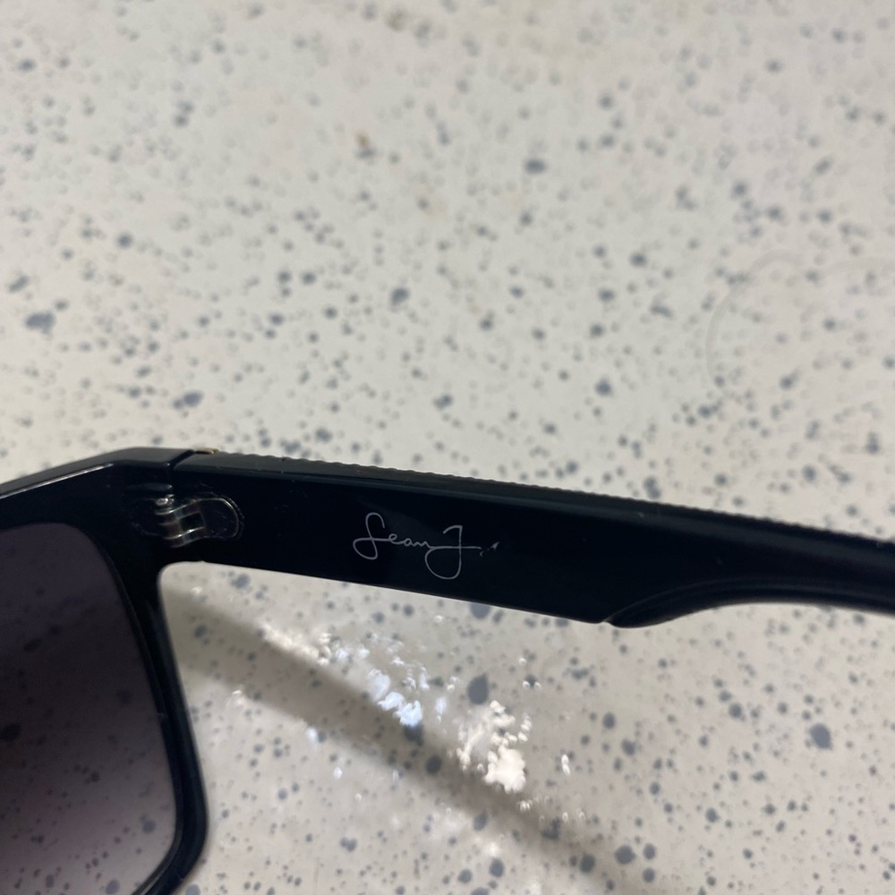 Sean John Black Matte Sunglasses